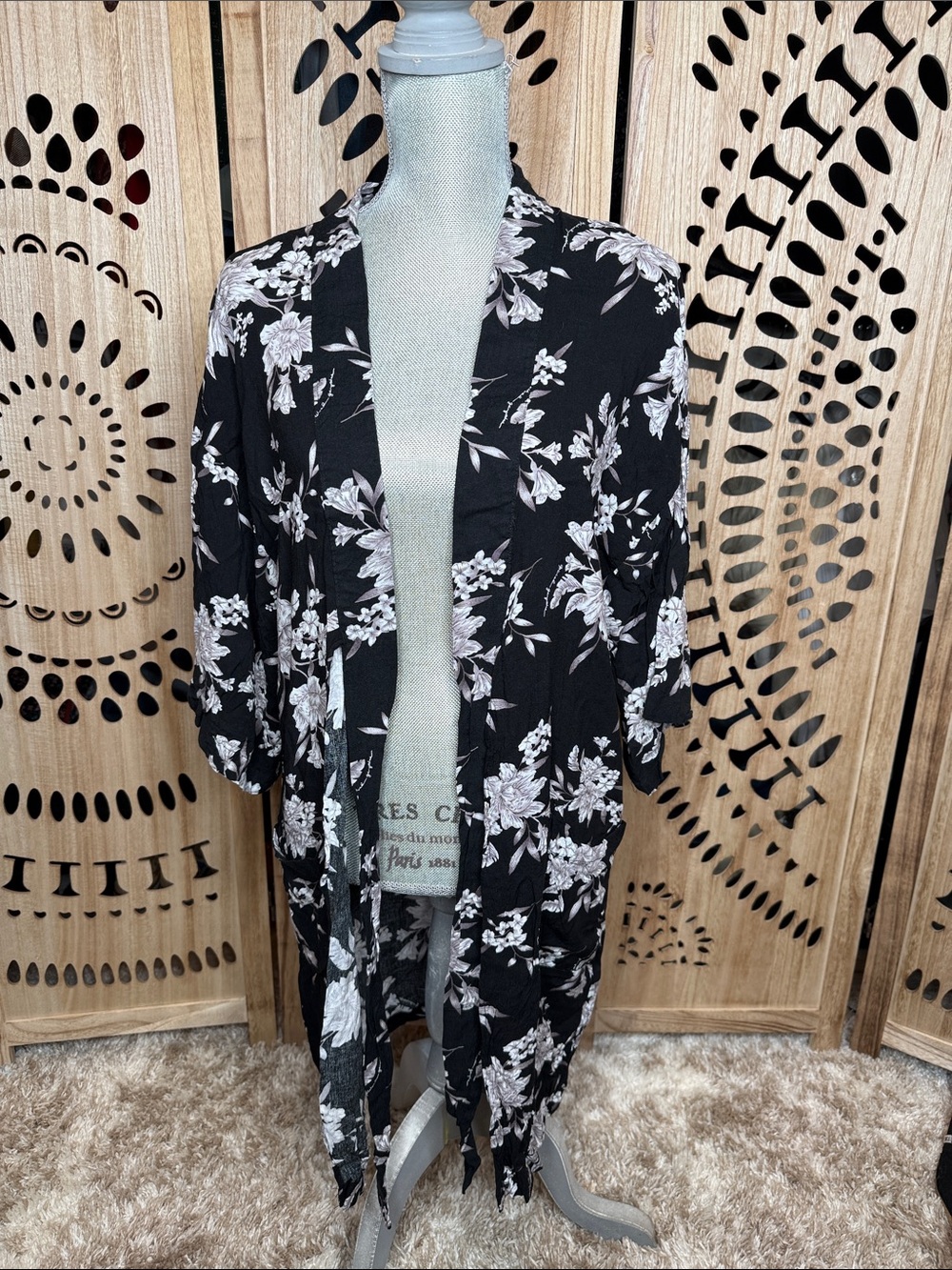 Spiritual Gangster Black and White Floral Kimono Robe